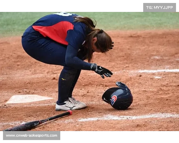 中国女垒球员任敏谈亚洲杯关键战：专注每次挥棒避免分心