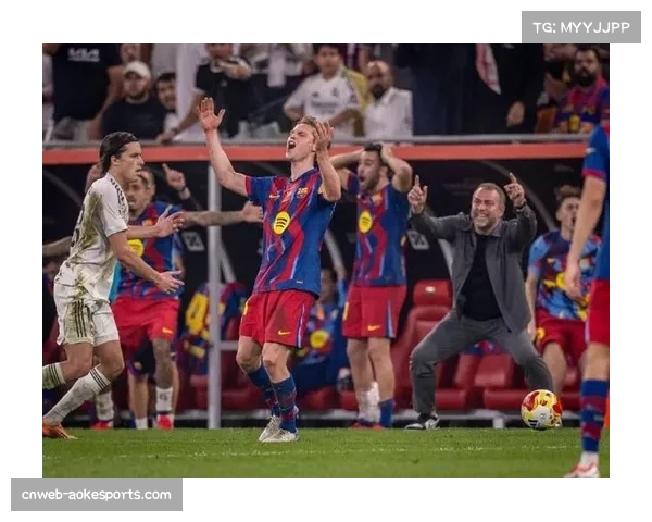 国家德比前奏：巴萨演练三中卫体系应对皇马双边锋冲击